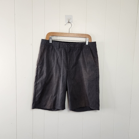 Travis Matthew Mens Gray Flat Front Shorts Golf Casual Summer Travel Golf 32 - Picture 1 of 7